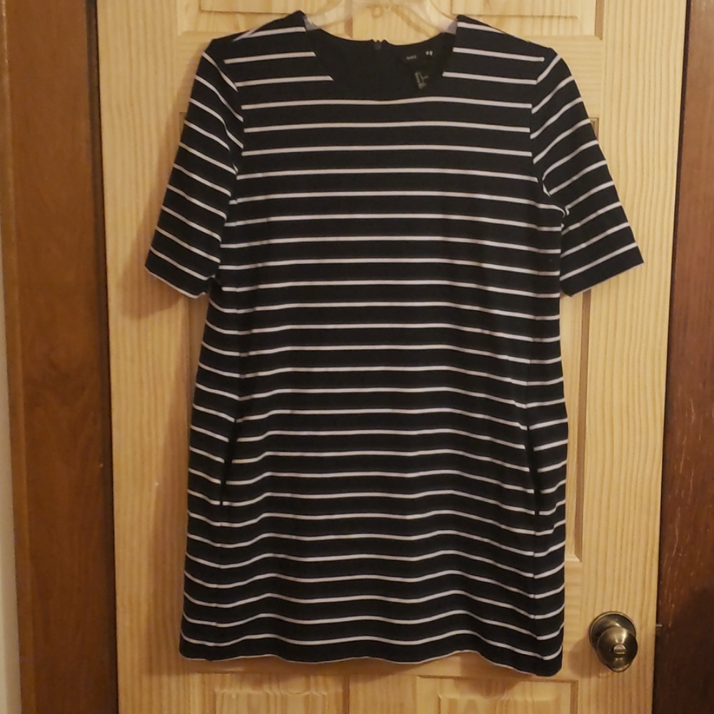 Stripped H&M Shift Dress